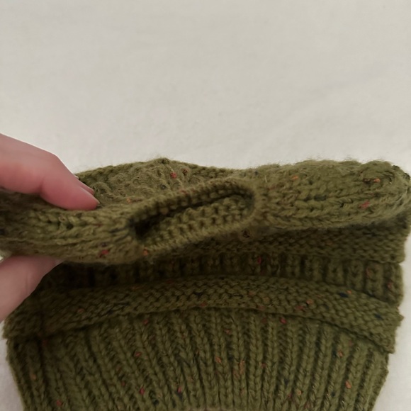 C.C Women’s Green Speckled Knit Beanie with Ponytail Opening - Picture 3 of 4